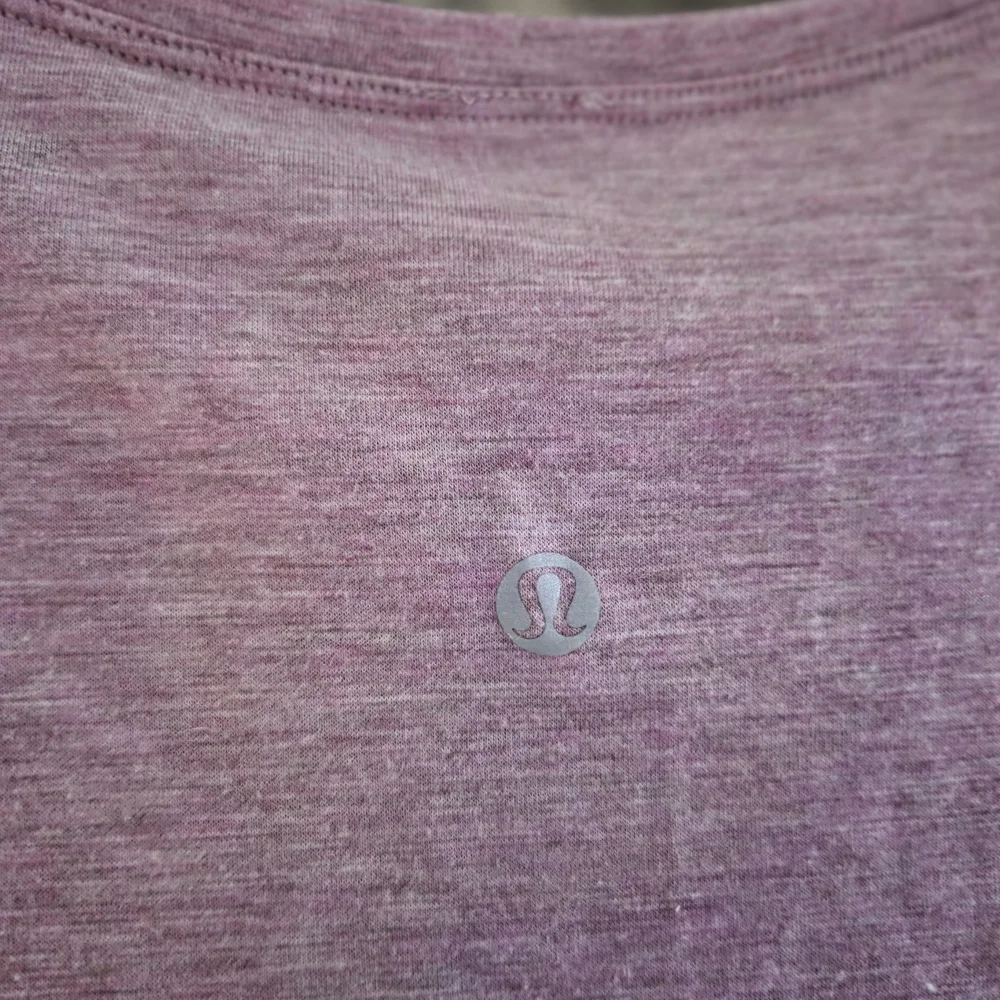 lululemon athletica Heathered Mauve Tie-Front V-Neck Tank - Picture 3 of 5